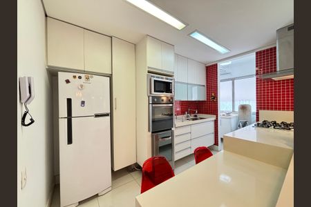 Apartamento à venda com 100m², 3 quartos e 1 vagaCozinha