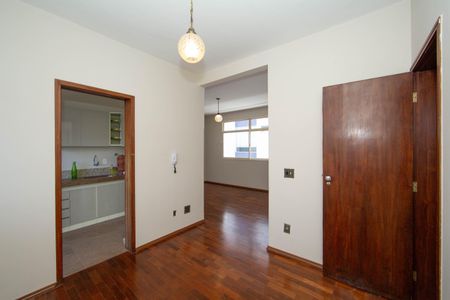 Apartamento para alugar com 110m², 3 quartos e 2 vagasSALA