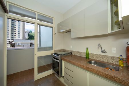 Apartamento para alugar com 110m², 3 quartos e 2 vagasCOZINHA