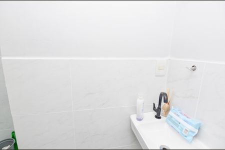 Apartamento à venda com 78m², 3 quartos e sem vagaBanheiro de Serviço