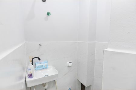 Apartamento à venda com 78m², 3 quartos e sem vagaBanheiro de Serviço