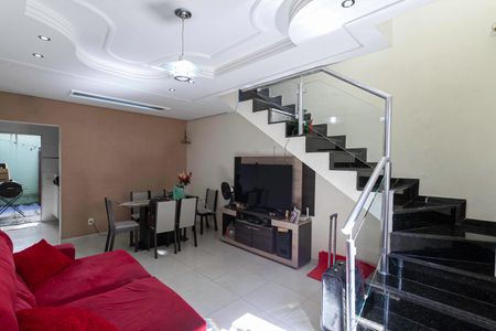 Sala de casa de condomínio à venda com 2 quartos, 69m² em Parque Xangri-lá, Contagem