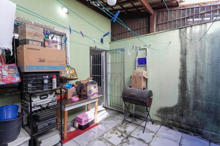 Casa de condomínio à venda com 69m², 2 quartos e 1 vagaÁrea externa