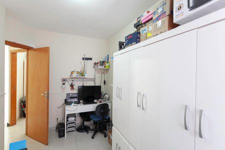 Casa de condomínio à venda com 69m², 2 quartos e 1 vagaQuarto 2