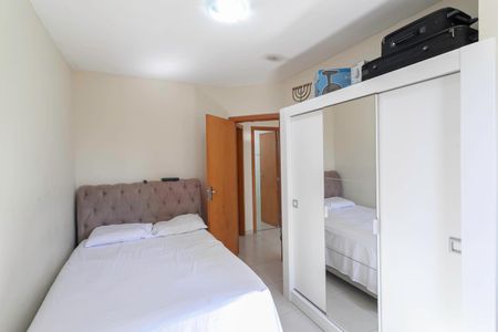 Quarto 1 de casa de condomínio à venda com 2 quartos, 69m² em Parque Xangri-lá, Contagem