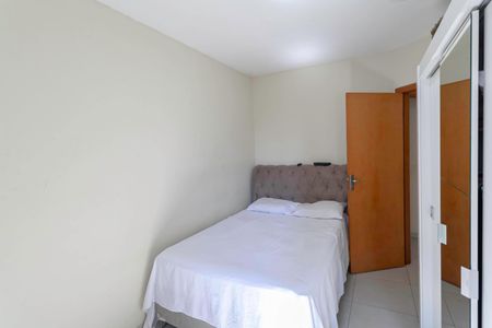 Casa de condomínio à venda com 69m², 2 quartos e 1 vagaQuarto 1