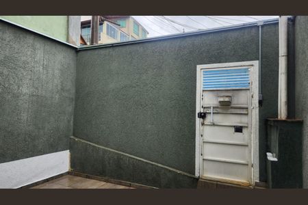 Casa à venda com 2 quartos, 117m² em Vila Palmeiras, São Paulo