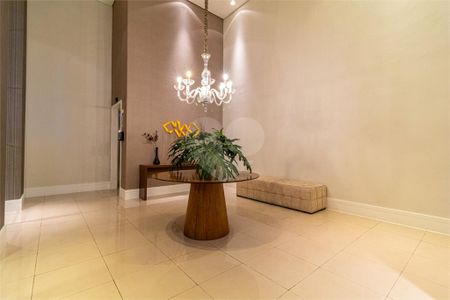 Apartamento à venda com 3 quartos, 208m² em Alto da Boa Vista, São Paulo