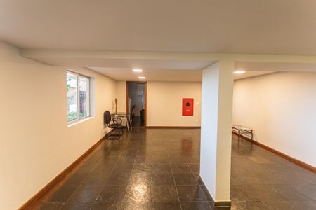 Apartamento para alugar com 170m², 4 quartos e 2 vagasÁrea comum - Salão de festas