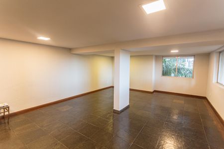 Apartamento para alugar com 170m², 4 quartos e 2 vagasÁrea comum - Salão de festas