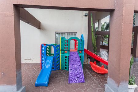 Apartamento para alugar com 170m², 4 quartos e 2 vagasÁrea comum - Playground