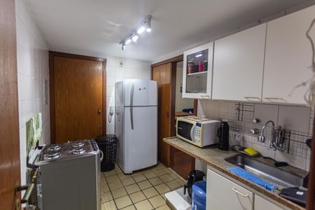 Apartamento para alugar com 170m², 4 quartos e 2 vagasCozinha