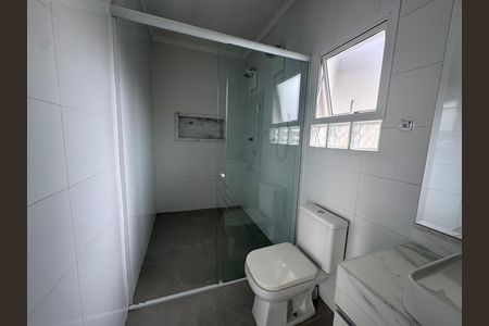 Casa à venda com 280m², 3 quartos e 4 vagas Casa à venda com 280m², 3 quartos e 4 vagasBanheiro da Suíte