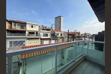 Casa à venda com 280m², 3 quartos e 4 vagas Casa à venda com 280m², 3 quartos e 4 vagasSacada quarto 2