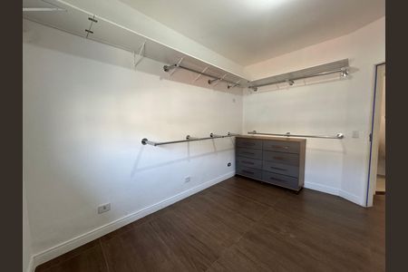 Casa à venda com 280m², 3 quartos e 4 vagas Casa à venda com 280m², 3 quartos e 4 vagasQuarto 3