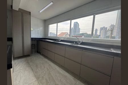 Casa à venda com 280m², 3 quartos e 4 vagas Casa à venda com 280m², 3 quartos e 4 vagasCozinha