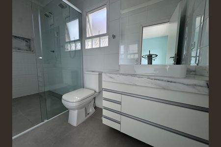 Casa à venda com 280m², 3 quartos e 4 vagas Casa à venda com 280m², 3 quartos e 4 vagasBanheiro da Suíte