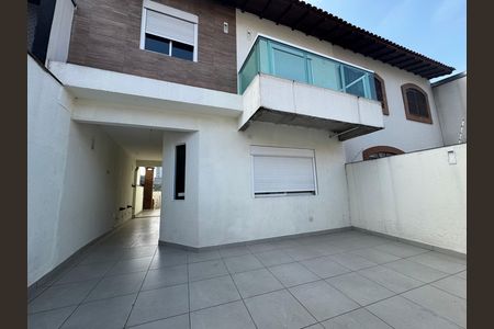 Casa à venda com 280m², 3 quartos e 4 vagas Casa à venda com 280m², 3 quartos e 4 vagasGaragem 1