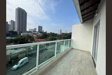 Casa à venda com 280m², 3 quartos e 4 vagas Casa à venda com 280m², 3 quartos e 4 vagasSacada suíte