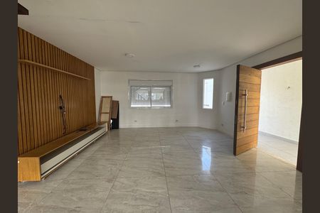 Casa à venda com 280m², 3 quartos e 4 vagas Casa à venda com 280m², 3 quartos e 4 vagasSala