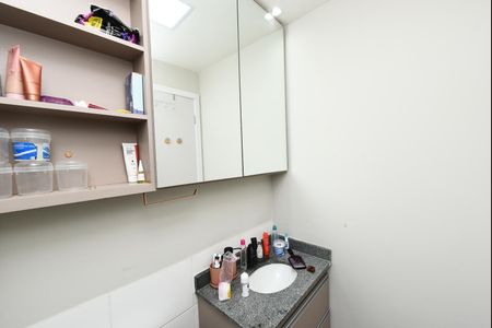 Apartamento para alugar com 68m², 2 quartos e 1 vagaBanheiro da Suíte