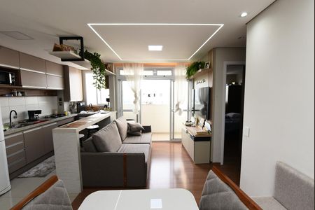 Apartamento para alugar com 68m², 2 quartos e 1 vagaSala
