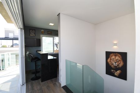 Casa de condomínio para alugar com 148m², 3 quartos e 4 vagasEscada