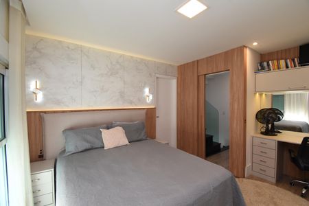 Casa de condomínio para alugar com 148m², 3 quartos e 4 vagasSuíte