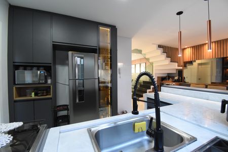 Casa de condomínio para alugar com 148m², 3 quartos e 4 vagasCozinha