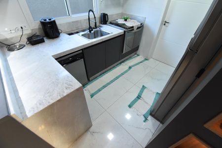 Casa de condomínio para alugar com 148m², 3 quartos e 4 vagasCozinha