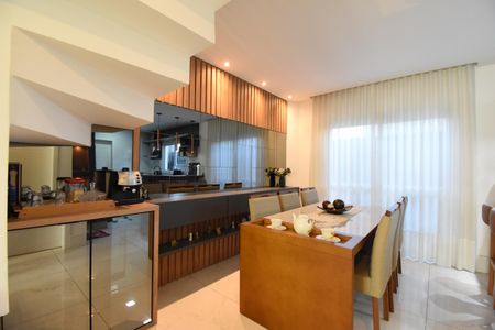 Casa de condomínio para alugar com 148m², 3 quartos e 4 vagasCozinha