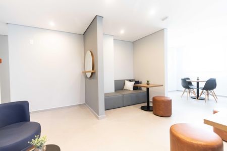Apartamento para alugar com 40m², 2 quartos e sem vaga Apartamento para alugar com 40m², 2 quartos e sem vagaSalão de Festas