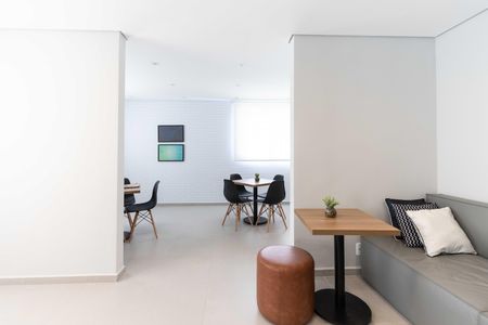 Apartamento para alugar com 40m², 2 quartos e sem vaga Apartamento para alugar com 40m², 2 quartos e sem vagaSalão de Festas