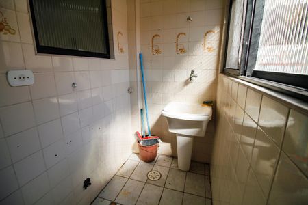 Apartamento para alugar com 95m², 2 quartos e 1 vagaÁrea de serviço