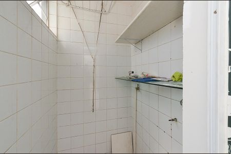 Apartamento para alugar com 80m², 2 quartos e 1 vagaÁrea de Serviço