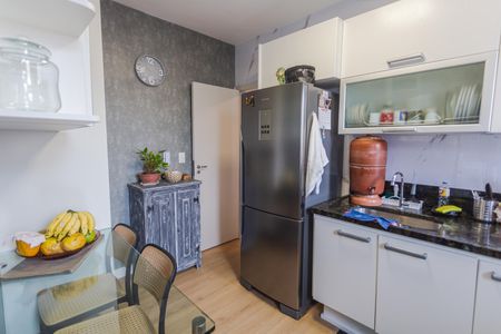 Apartamento à venda com 160m², 4 quartos e 2 vagas Apartamento à venda com 160m², 4 quartos e 2 vagasCozinha