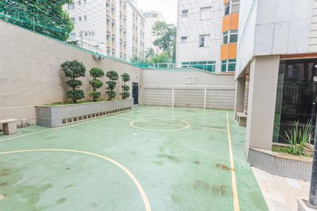 Apartamento à venda com 160m², 4 quartos e 2 vagas Apartamento à venda com 160m², 4 quartos e 2 vagasÁrea Comum - Quadra Esportiva