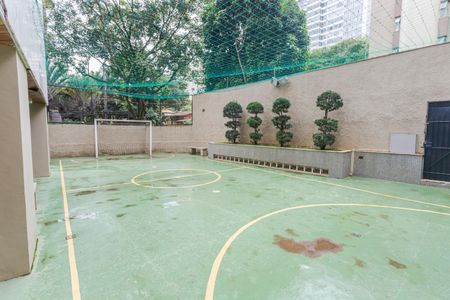 Apartamento à venda com 160m², 4 quartos e 2 vagas Apartamento à venda com 160m², 4 quartos e 2 vagasÁrea Comum - Quadra Esportiva