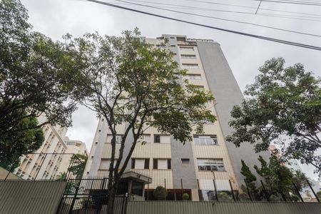 Apartamento à venda com 160m², 4 quartos e 2 vagas Apartamento à venda com 160m², 4 quartos e 2 vagasFachada