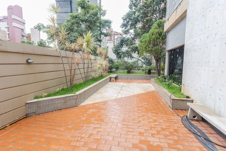 Apartamento à venda com 160m², 4 quartos e 2 vagas Apartamento à venda com 160m², 4 quartos e 2 vagasÁrea Comum - Área Verde