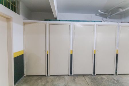 Apartamento à venda com 160m², 4 quartos e 2 vagas Apartamento à venda com 160m², 4 quartos e 2 vagasBox