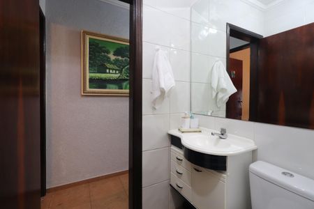 Casa de condomínio à venda com 71m², 2 quartos e 1 vagaBanheiro