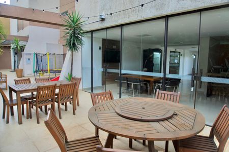 Apartamento para alugar com 77m², 3 quartos e 2 vagas Apartamento para alugar com 77m², 3 quartos e 2 vagasÁrea Comum - Salão de Festas Externa