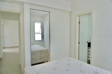 Apartamento para alugar com 77m², 3 quartos e 2 vagas Apartamento para alugar com 77m², 3 quartos e 2 vagasSuíte