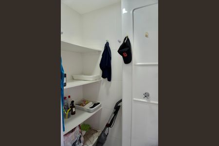 Apartamento para alugar com 77m², 3 quartos e 2 vagas Apartamento para alugar com 77m², 3 quartos e 2 vagasÁrea de Serviço - Despensa