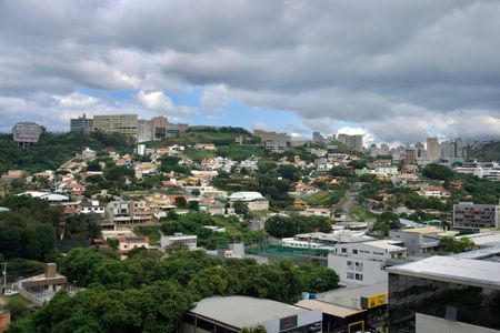 Apartamento para alugar com 77m², 3 quartos e 2 vagas Apartamento para alugar com 77m², 3 quartos e 2 vagasQuarto 3 - Janela Vista