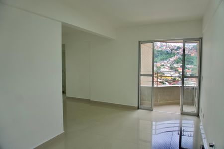 Apartamento para alugar com 77m², 3 quartos e 2 vagas