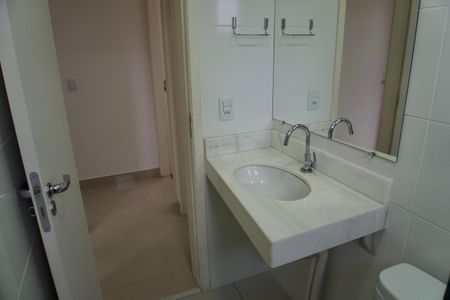 Apartamento para alugar com 77m², 3 quartos e 2 vagas Apartamento para alugar com 77m², 3 quartos e 2 vagasBanheiro