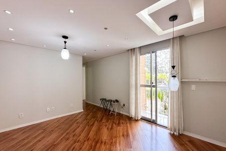 Apartamento para alugar com 55m², 2 quartos e 1 vagaSala