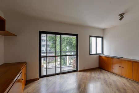 Apartamento para alugar com 3 quartos, 100m² em Indianópolis, São Paulo